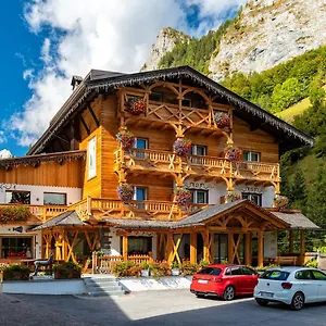 Hotel Alpenhotel La Montanara