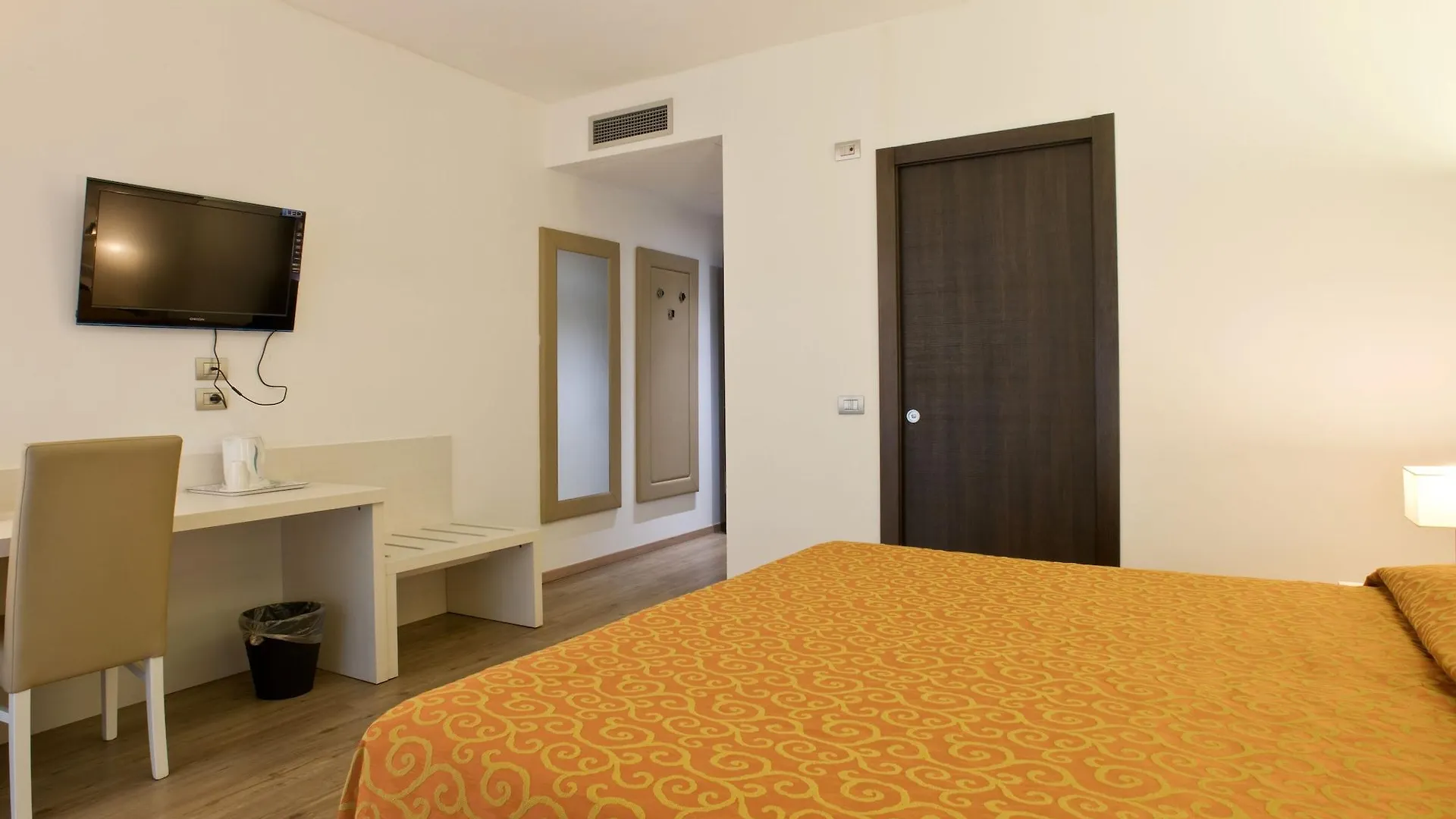 Hotel Bareta Caldiero